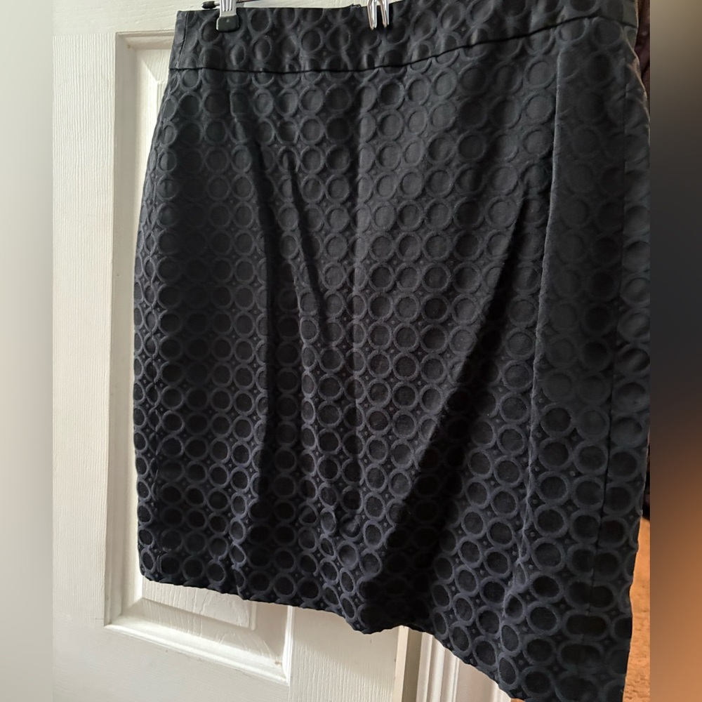 Banana Republic Black Circle Pattern Pencil Skirt